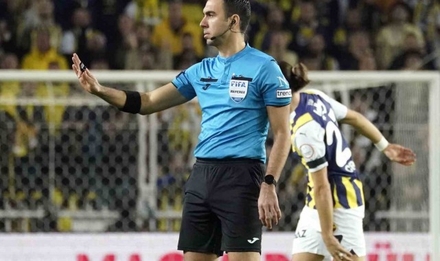 Süper Lig'de en fazla düdük çalan ve kart gösteren hakemler belli oldu