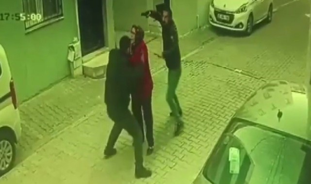 İzmir'deki silahlı düelloda kalkan olarak kullanılan kadının acı detayı