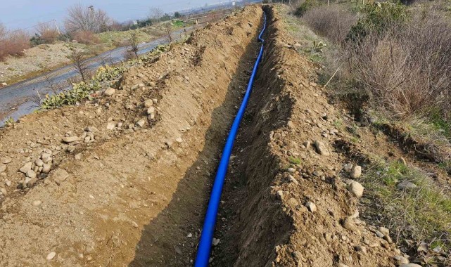 Salihli'de 700 metrelik içme suyu hattı yenilendi