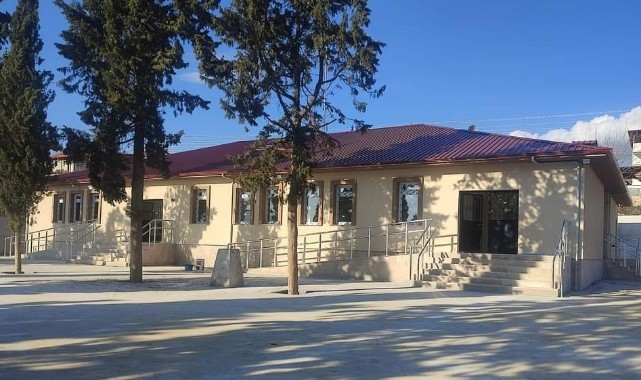 O ilçede bir okul daha yenilendi
