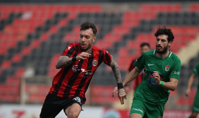 Turgutluspor-Kelkit Hürriyet Spor 1:1 (İLK YARI) Maçtan Görüntüler..