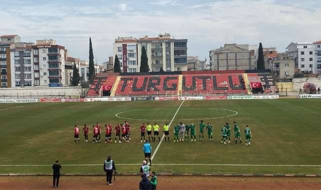 Turgutluspor Kelkit Hürriyetspor maçı başladı (CANLI)