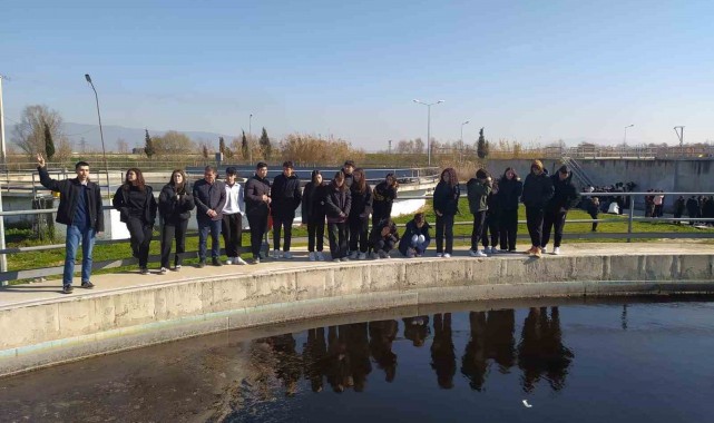 Manisa'da 3 bin 384 öğrenci AAT'yi gezdi