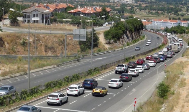 Bayram trafiği öncesi psikolog tavsiyesi: Yeterince uyuyun, öfkenizi kontrol edin!