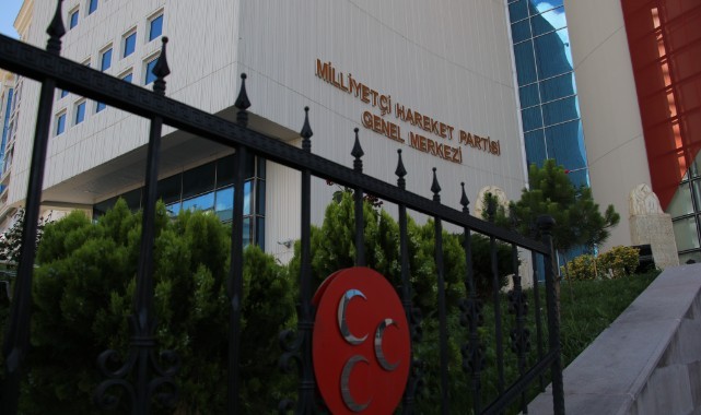 MHP, belediye başkanlarıyla kampa girecek
