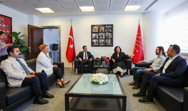 DEM Parti'den CHP'ye bayram ziyareti