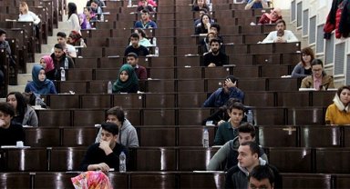 Üniversite adayları heyecanını 'gevşeme egzersizi' ile yenebilir