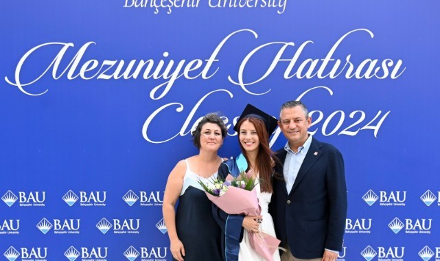 CHP Genel Başkanı Özgür Özel ve Özel Ailesi'nin Gurur günü