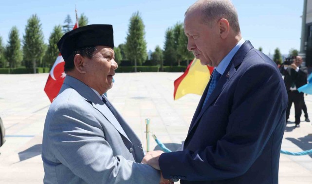 Cumhurbaşkanı Erdoğan, Endonezya Cumhurbaşkanı Subianto ile görüştü