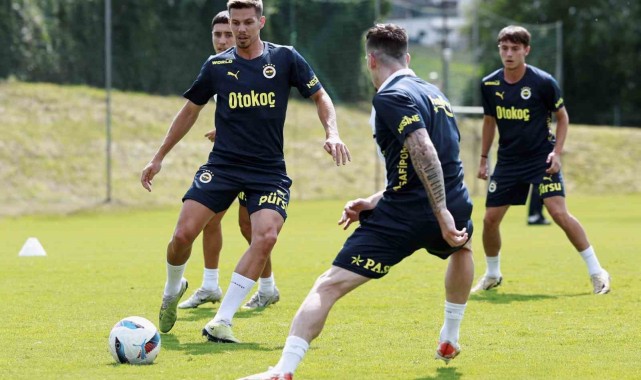 Fenerbahçe, çalışmalarını sürdürdü
