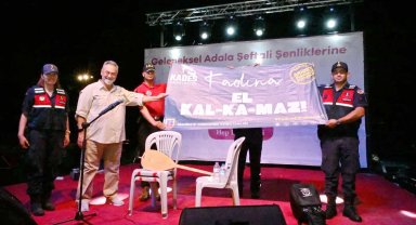 Festivalde 'kadına el kalkmaz' uyarısı