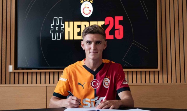 Galatasaray, Elias Jelert'i kadrosuna kattı