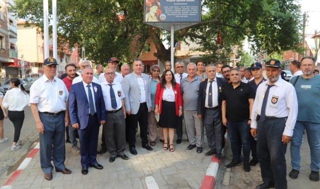Kıbrıs Şehidi Şahin'in Adı Turgutlu'da Parka Verildi