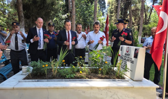 Turgutlu Şehitliği'nde anma töreni düzenlendi