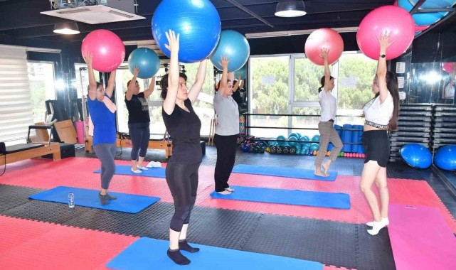 Kadınlar sporla zinde kalıyor