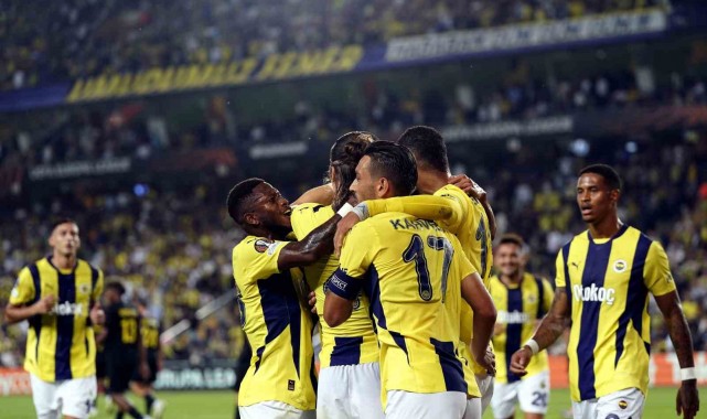 Fenerbahçe, Avrupa Ligi'ne 3 puanla başladı