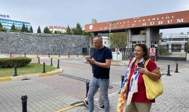 Ünlü şarkıcının cenazesi ablasına teslim edildi