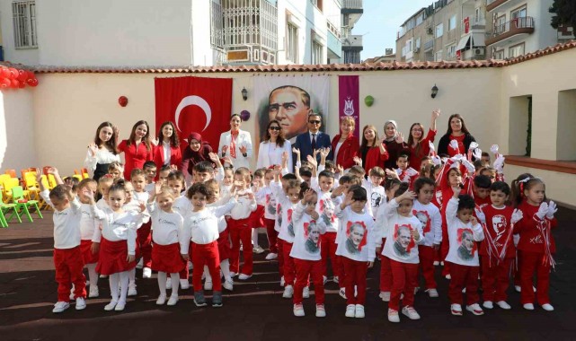 Manisa'da miniklerde cumhuriyet heyecanı