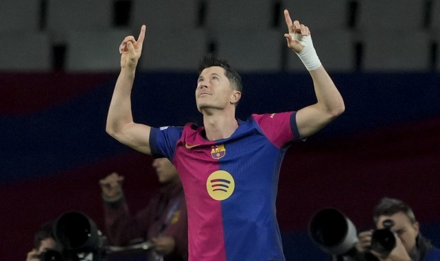 Lewandowski, Şampiyonlar Ligi'nde 100 gol barajını geçti