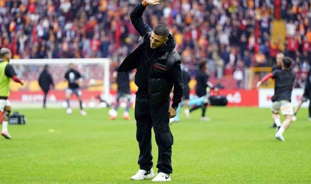 Mauro Icardi, maç öncesi 3'lü çektirdi