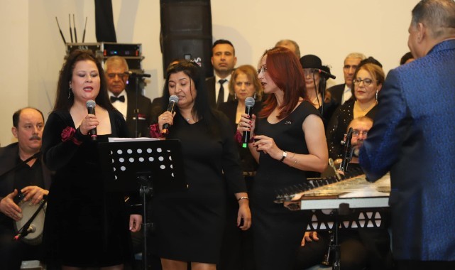 Turgutlu'da unutulmaz bir müzik ziyafeti yaşandı