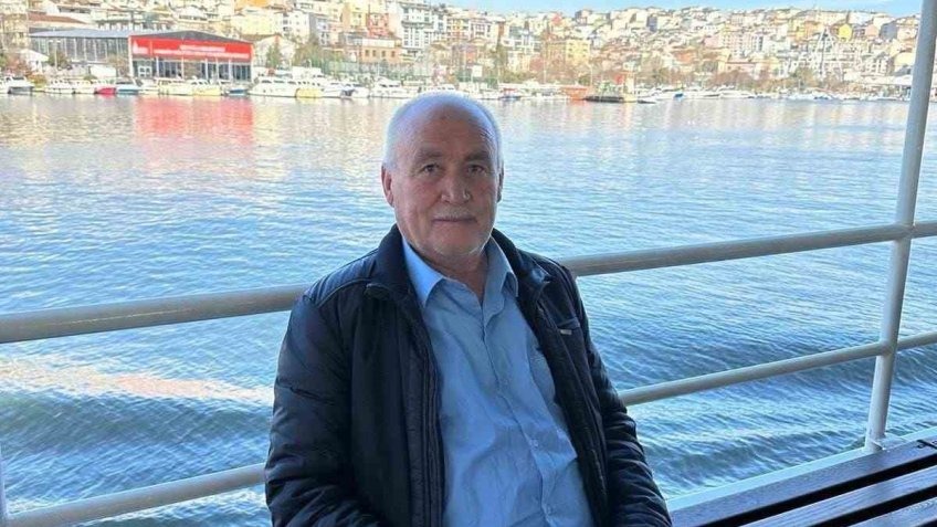 Yolun karşısına geçmeye çalışan yayaya otomobil çarptı; 1 ölü!