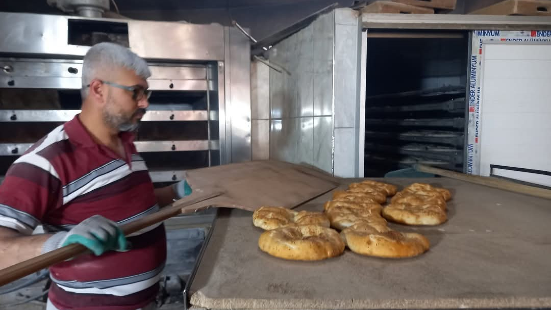 Selendi'de Ramazan Pidesinin fiyatı belli oldu