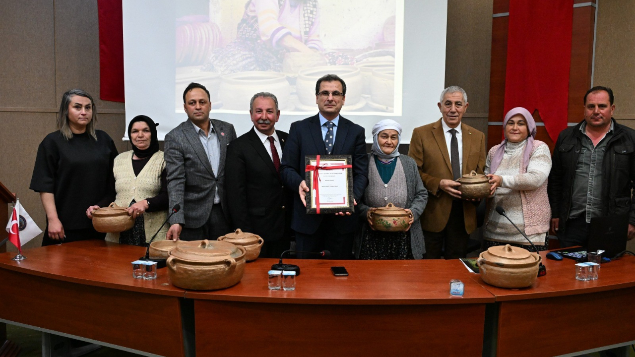 Manisa’nın asırlık geleneğine Coğrafi Tescil Belgesi