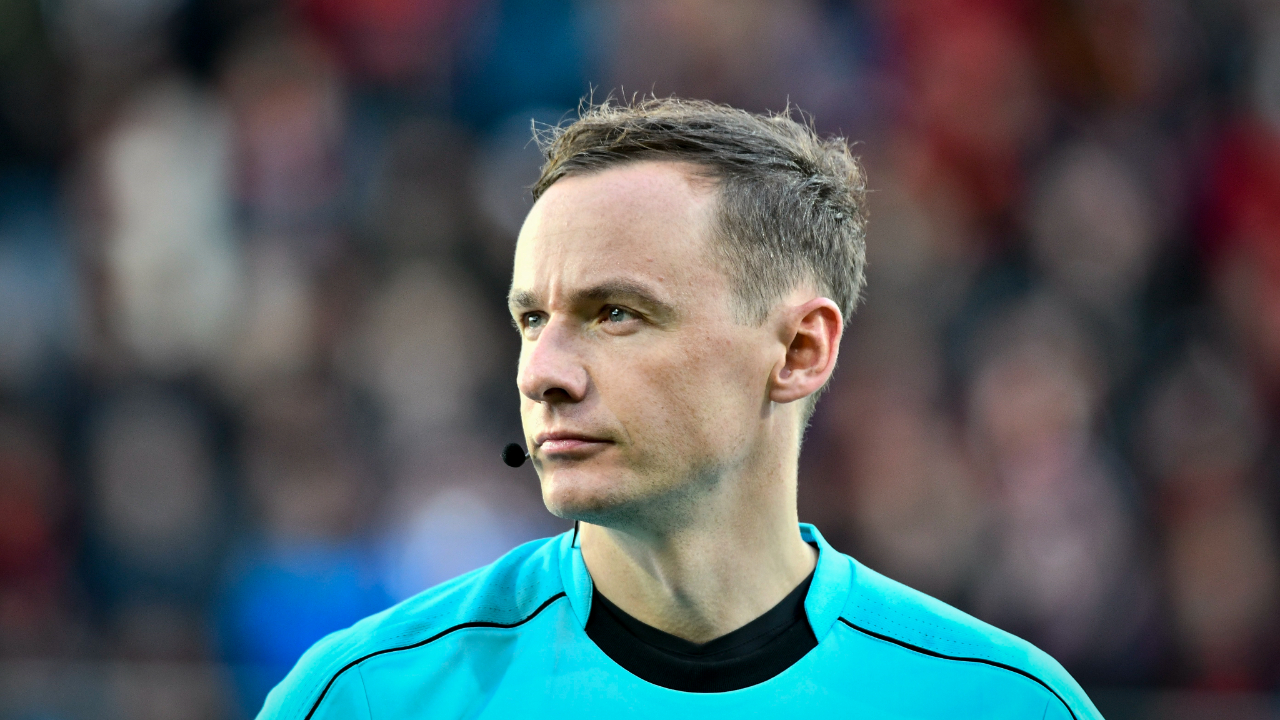 Fenerbahçe - Samsunspor maçının VAR'ı Pawel Raczkowski oldu