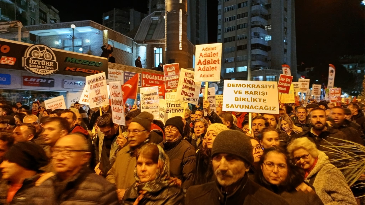 Manisa İmamoğlu için yürüdü