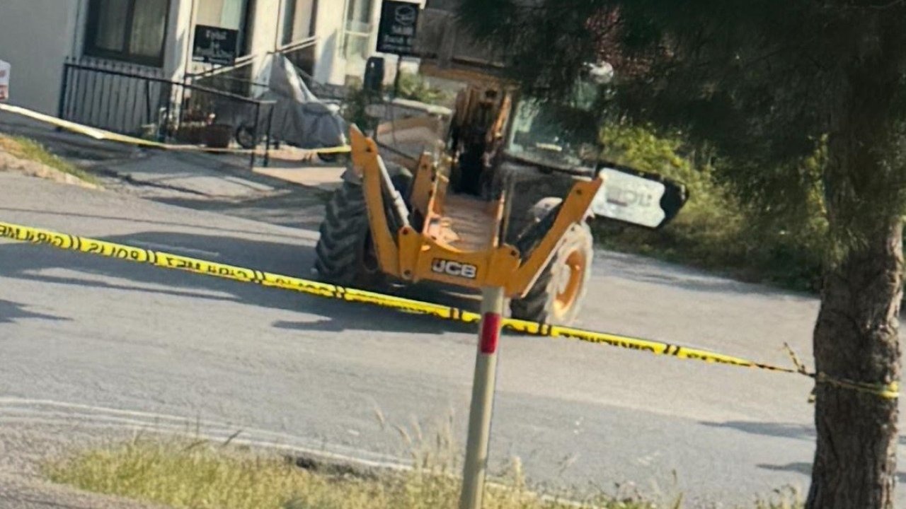 Çeşme’de kepçe operatörüne silahlı saldırı