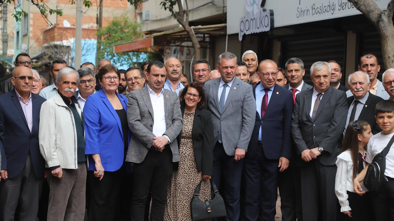 Turgutlu CHP’de bayramlaşma töreni