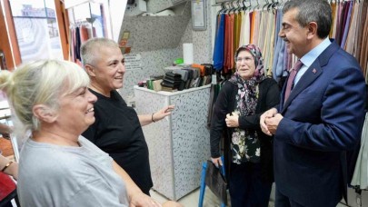 Bakan Tekin: "FETÖ siyasete gayriahlaki yöntemlerle müdahale etmeye başladı"