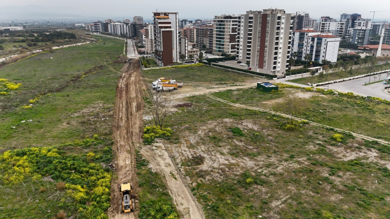 İlçede yeni yol çalışmaları devam ediyor