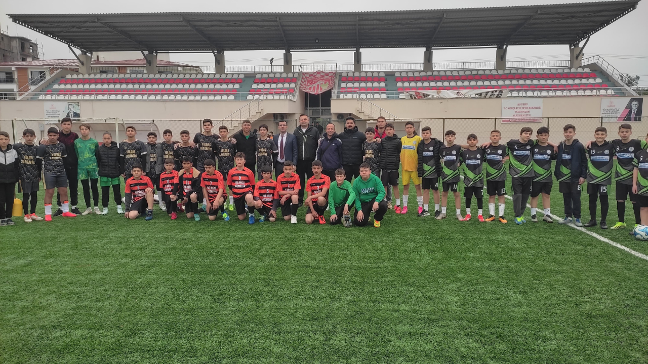 İlçe'de okullar arası futbol ve voleybol turnuvası başladı