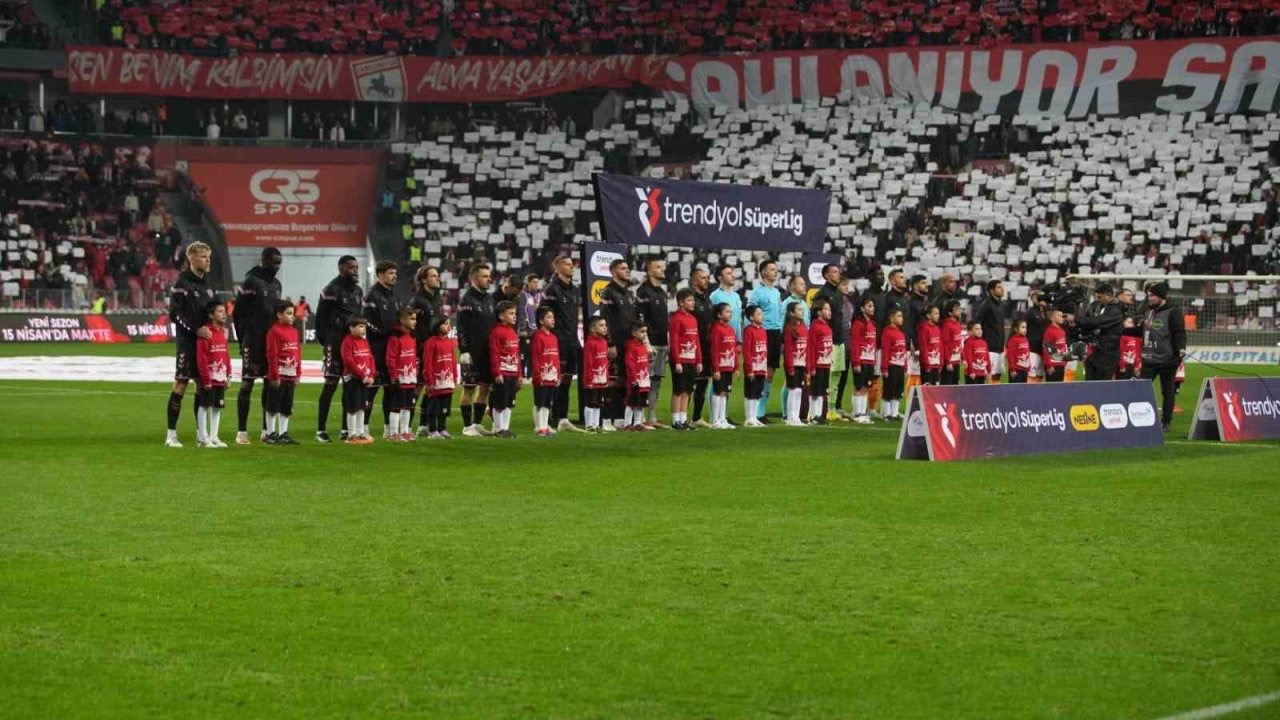 Galatasaray’da 2 değişiklik