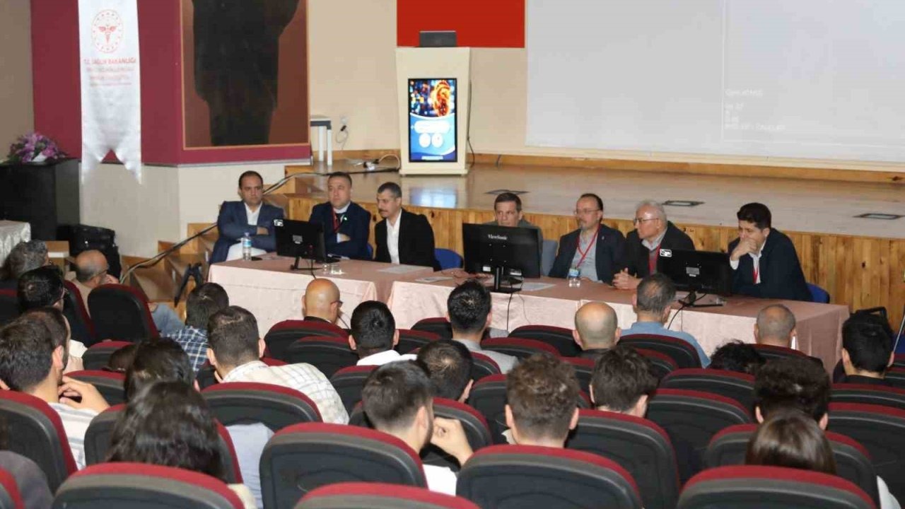 İzmir’den yurt dışına ilk kardiyoloji canlı yayını