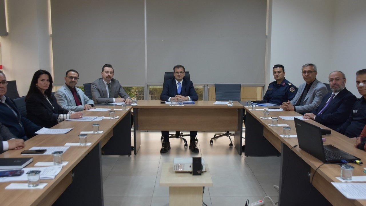 Salihli’de bağımlılıkla mücadele toplantısı yapıldı