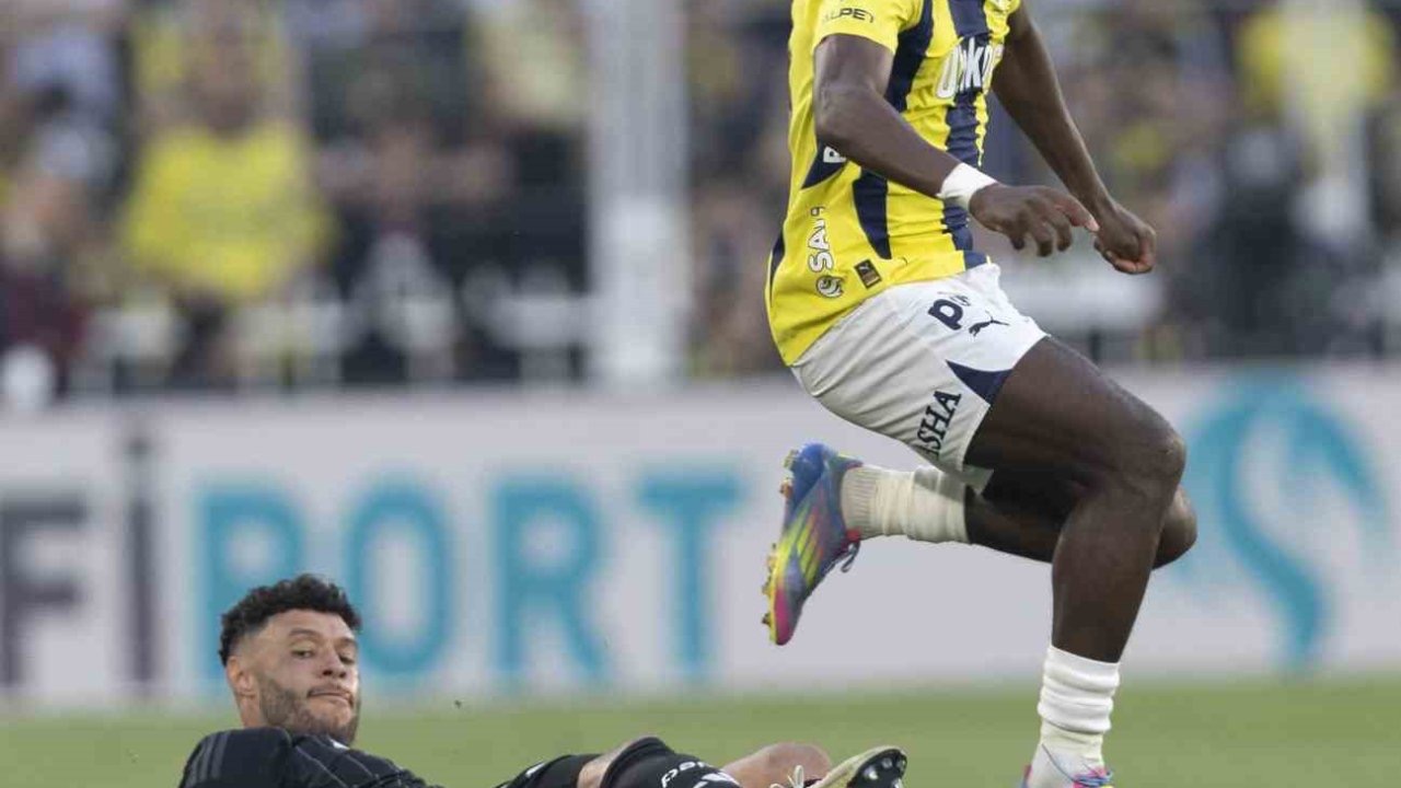 Bright Osayi-Samuel, Fenerbahçe’ye veda etti