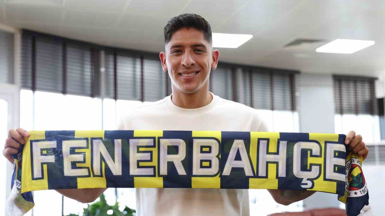 Fenerbahçe’nin yeni transferi Türkiye'de