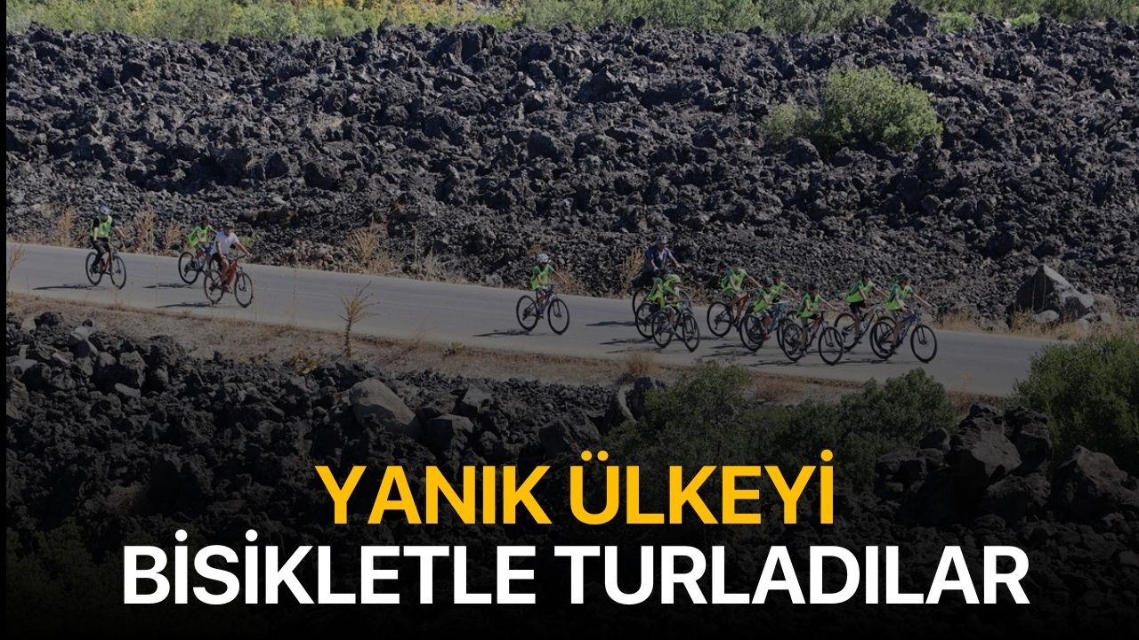 Yanık ülkeyi bisikletle turladılar