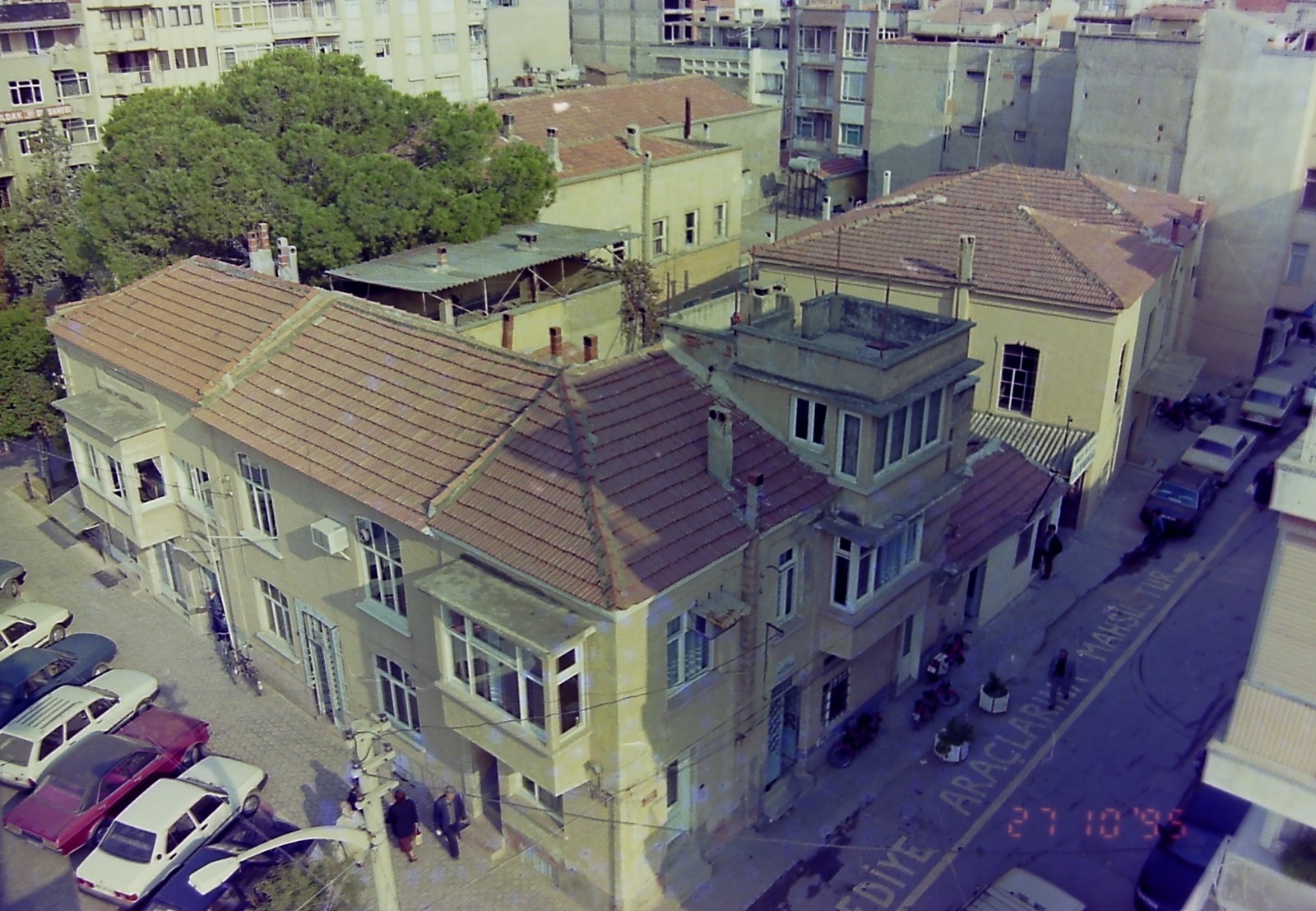 YOK OLAN BİR YAPI: HİLAL İLKOKULU