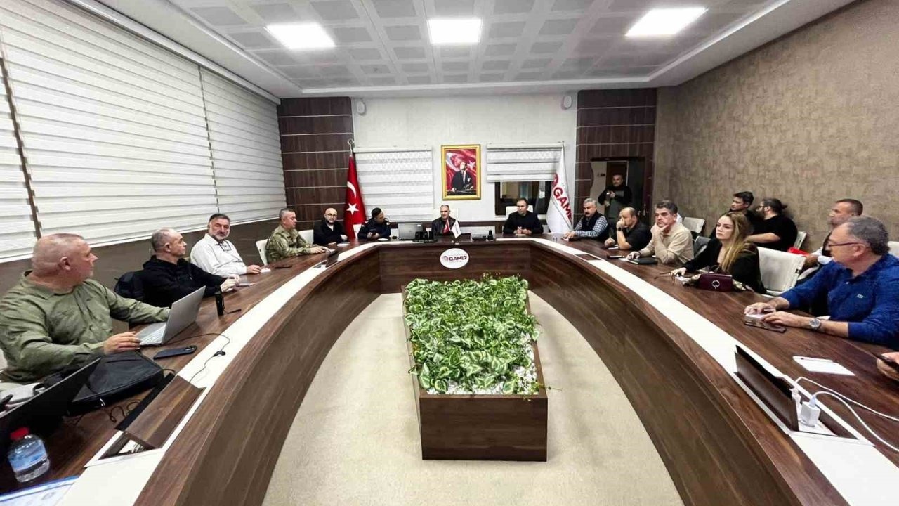 Balıkesir depremi sonrası Manisa’da kriz yönetimi devrede!