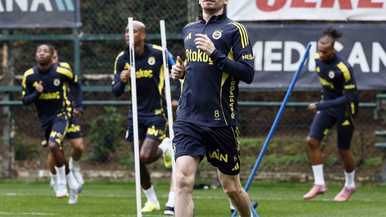 Fenerbahçe, Fatih Karagümrük maçı hazırlıklarını sürdürdü