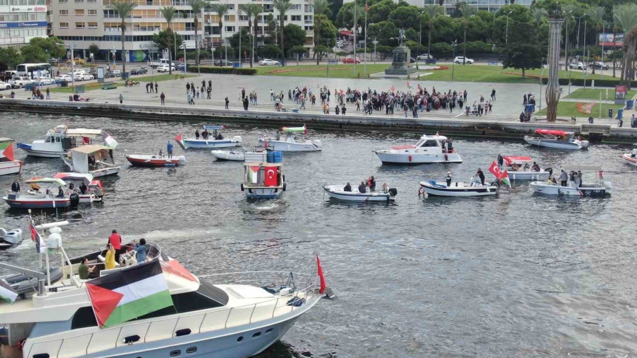 İzmir’de ’Kararlıyız, Sumud’un Yanındayız’ etkinliği düzenlendi