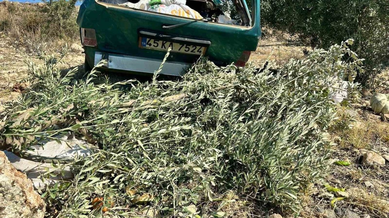 Manisa'da acı haber: Kaza, karı-kocayı hayattan kopardı!