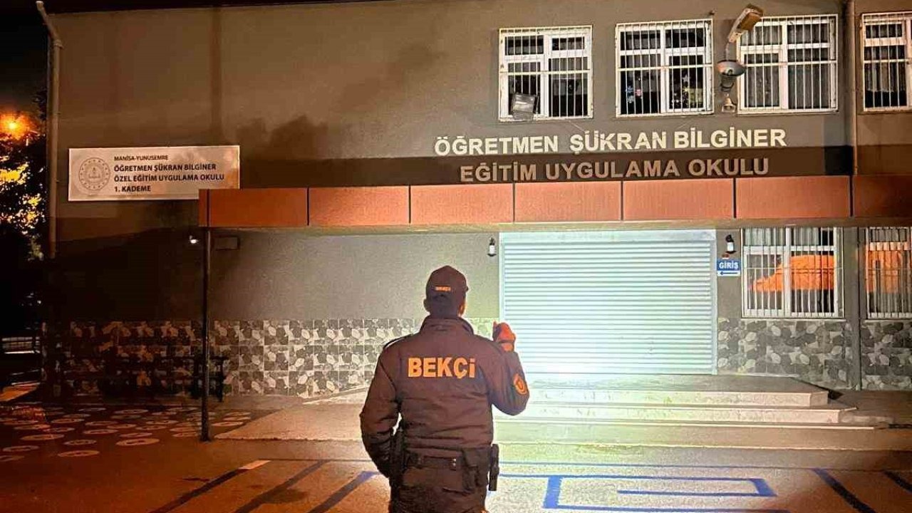 Manisa’da okul çevrelerinde gece denetimi