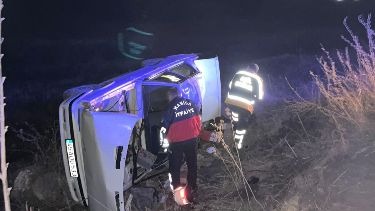 Otomobil şarampole devrildi, sürücüye ulaşılamadı