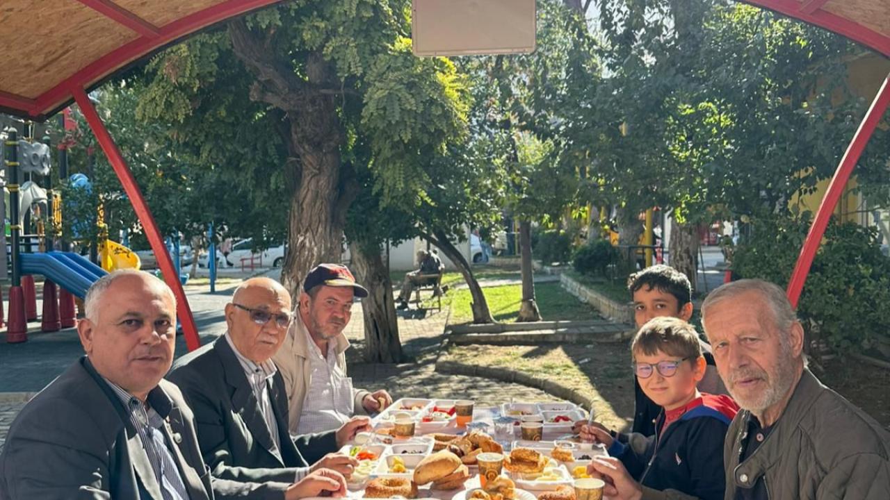 Şehit Aileleri ve Gaziler Turgutlu’da Kahvaltı Programında Buluştu