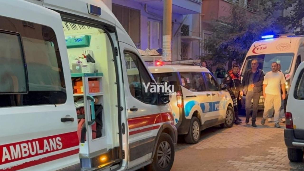 Turgutlu’da dayı - yeğen arasında bıçaklı kavga: 2 yaralı